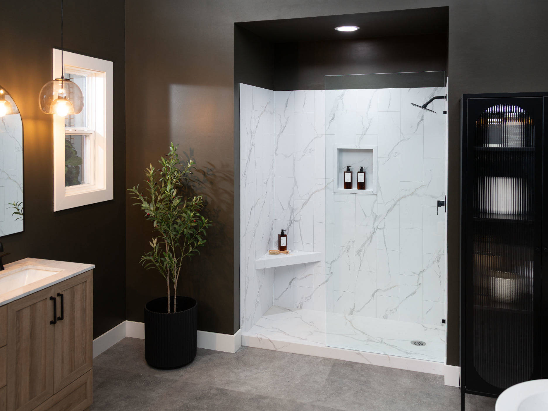 Bianco Marble 2 | Mohawk Tile and Marble