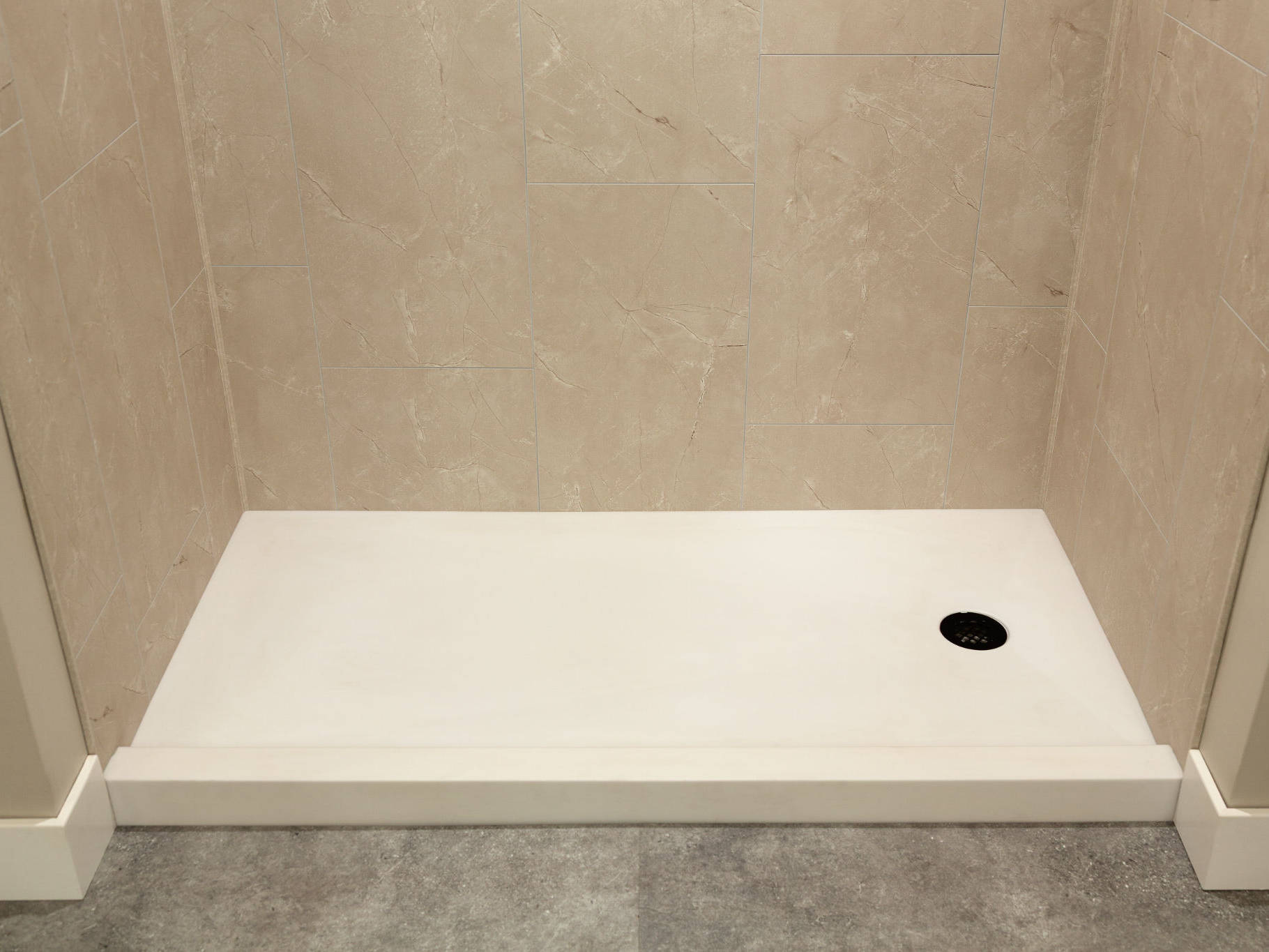 Vivid White 0 | Mohawk Tile and Marble